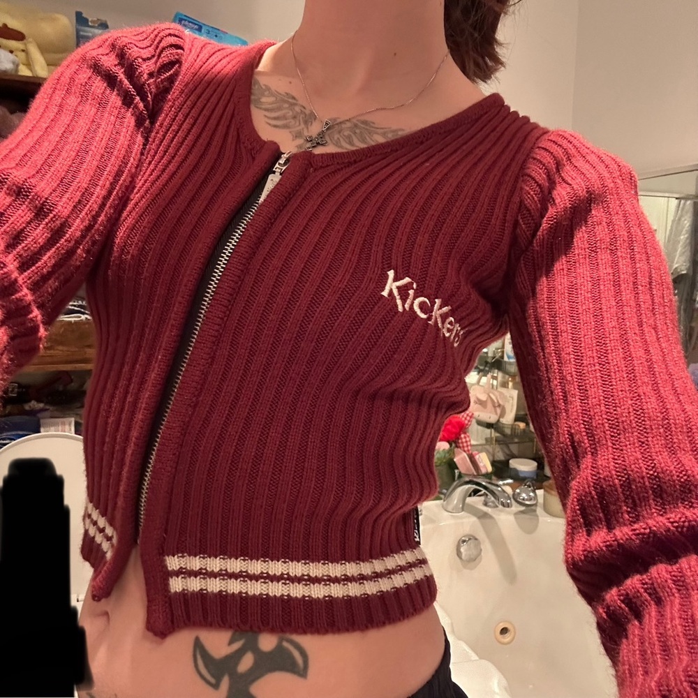 Kickers Ribbed Cropped Zip Cardigan in Burgundy with Red Accent - Picture 9 of 9